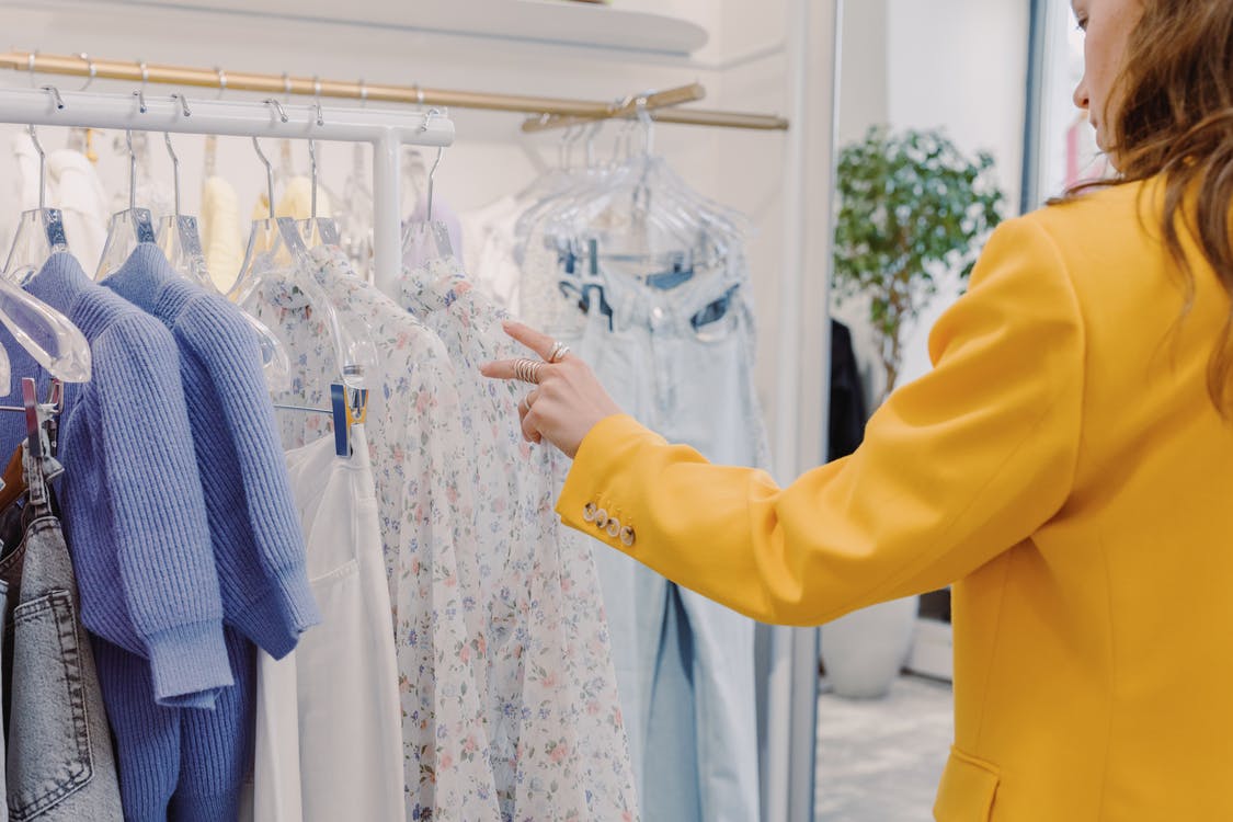 Vendedora de Roupas Femininas em Recife